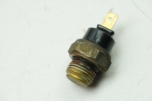 HONDA XL 600 PD06 TRANSALP Thermoschalter für Kühler Kühlerlüfter