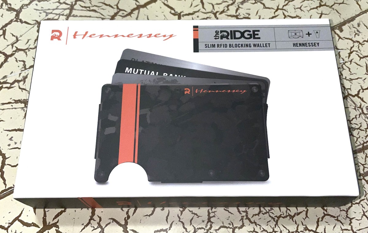 新品未使用　Ridge Slim RFID Blocking Wallet Amazon.com: Ridge Wallet For Women - Minimalist Small Wallet