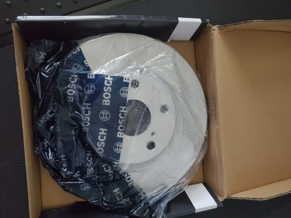 Dos rotores de freno de disco - Toyota Camry 2016 2,4 L - Bosch 50011560 Foto 2 de 4