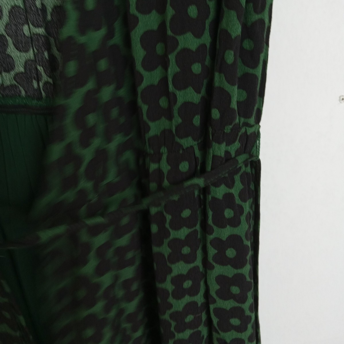Urban Outfitters Womens Wrap Dress Size XS Green Floral Print Lightweight  V-Neck | eBay