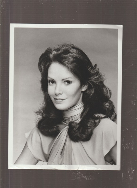 7X9 B&W   PHOTO OF-JACLYN SMITH