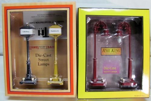Lot of 4 Die Cast Street Lights Includes TCA Convention Lamps No. 57 And 58 NIB - Picture 2 of 5