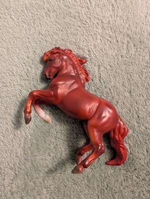 Breyer Stablemate Brio Sorrel Mustang Stallion  Horse Deluxe Collection   2025