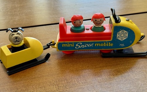 Vintage 1968 Little People Mini Snowmobile #705 Original Wood Ppl + dog