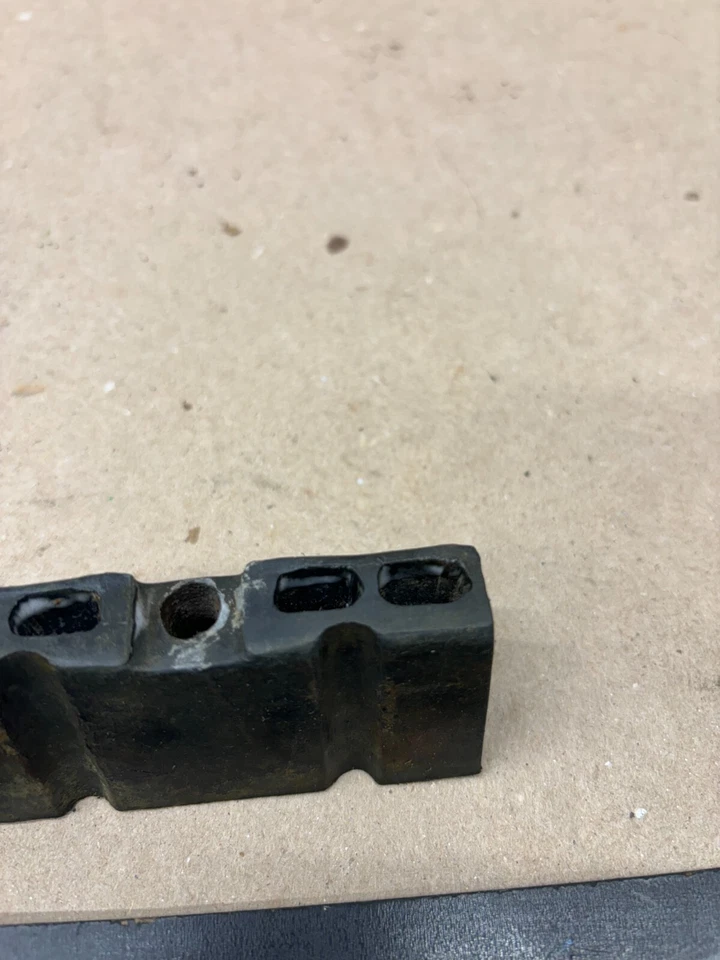 Ford Ranger Explorer Bronco 1989 90 93 94 abrazadera de batería soporte de sujeción de cuña Foto 3 de 4