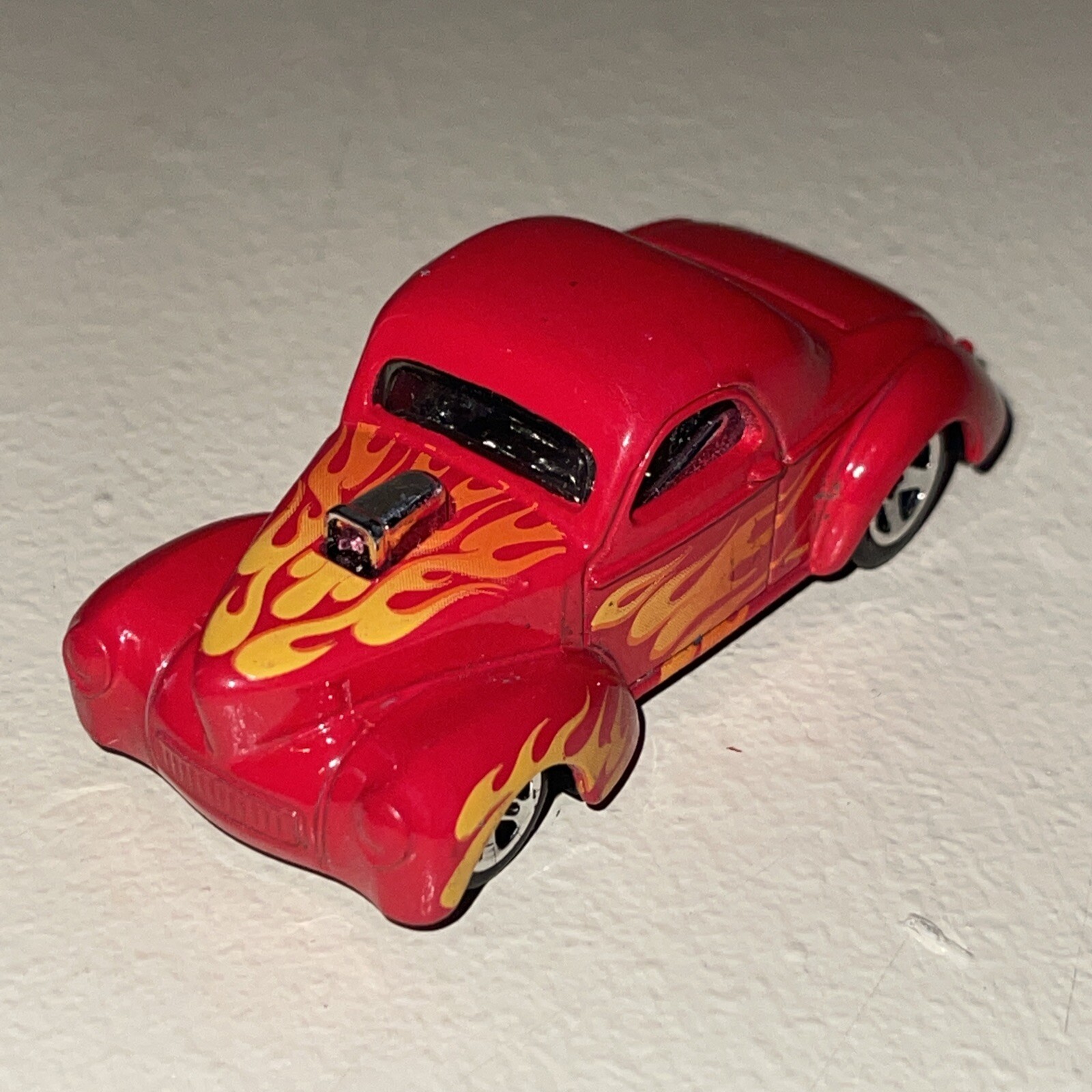 HOT WHEELS CUSTOM '41 WILLYS COUPE GASSER 1/64 DIECAST