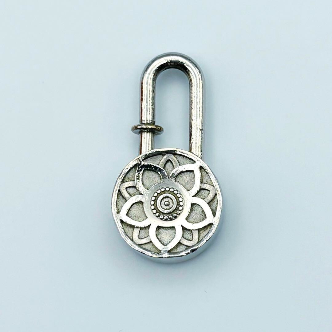 HERMES Lotus Flower Motif Cadena key Lock Bag Charm SilverAuth | eBay