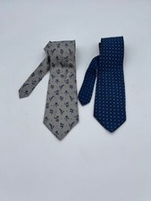 GEOFFREY BEENE Men's SILK Ties Lot of 2 BlueGray Geo Pattern Solid Gray Flower