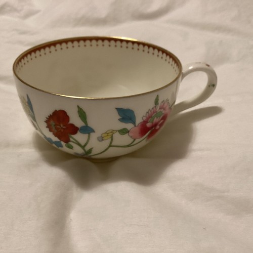 Royal Worcester Astley Z1822 Bone China Floral Footed Cup & Saucer England - Picture 3 of 10