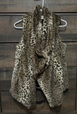 Jolt Womens Leopard Print Faux Fur Vest - Medium - Nwot