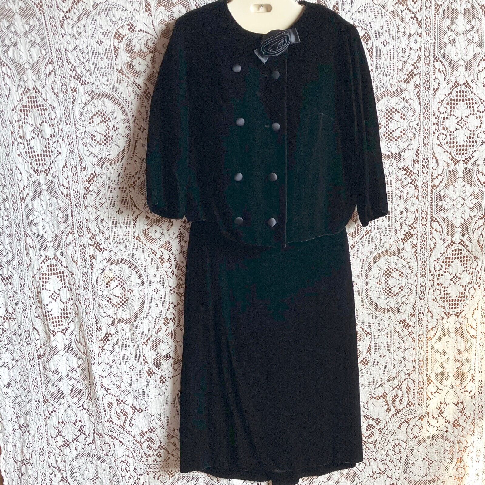 Vintage 1960s Puritan Black Velvet Boxy Suit Clot… - image 1