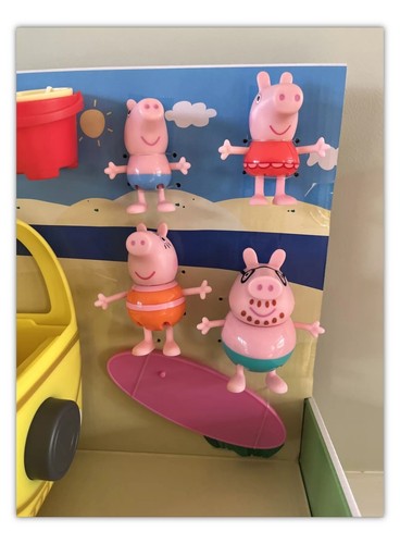 Peppa Pig Beach Camper Playset con 4 Personaggi - Peppa's Adventures Giallo NUOVO - Foto 10 di 24