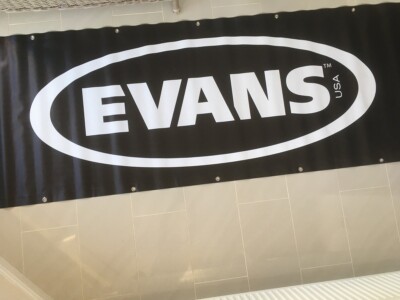 Riesiges Evans Drum Heads Banner für Shop / Studio / Probe - Original & Original