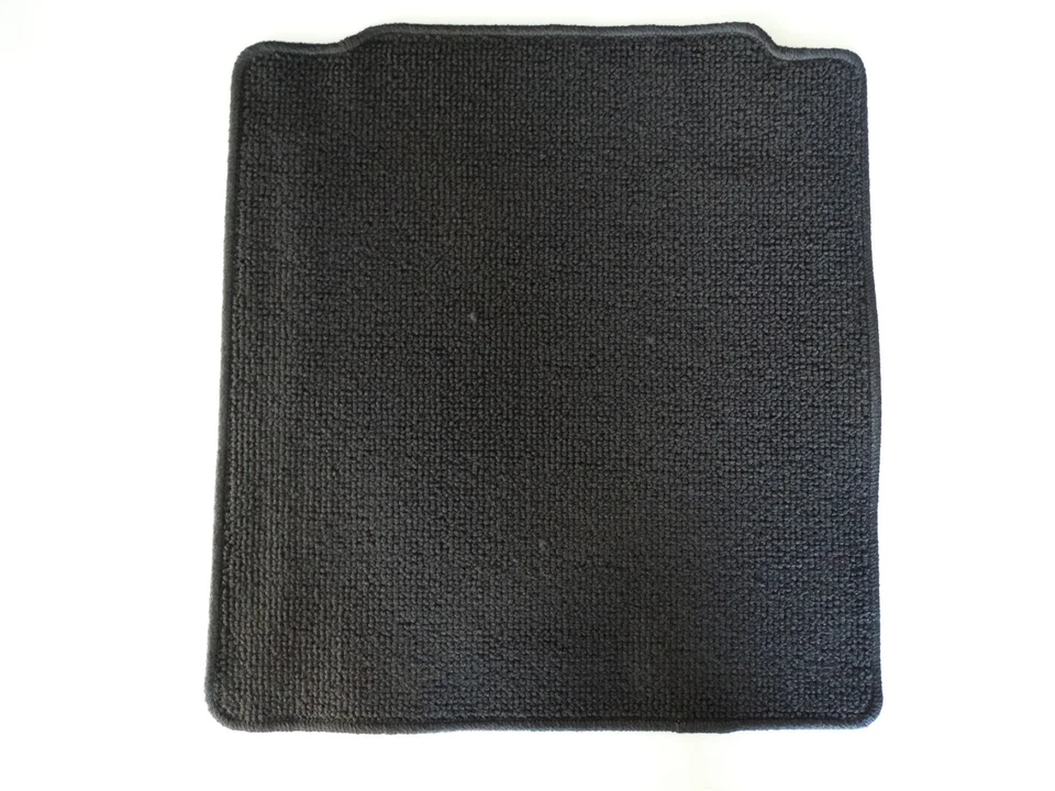 2008-2015 Nissan Titan KING CAB 4-Piece Carpet Floor Mat Set BLACK 185T8BLCKL  Foto 4 de 4