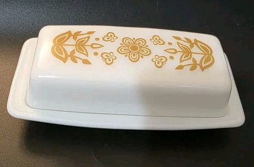 Vintage Pyrex Butterfly Gold Butter Dish Milk Glass 72-B