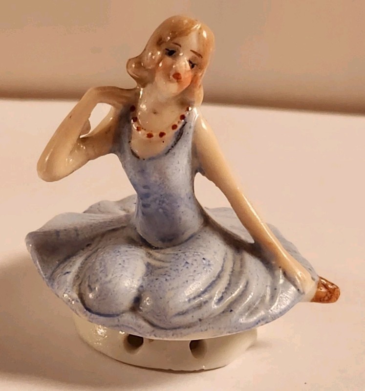 ANTIQUE MINIATURE HALF DOLL ARMS AWAY