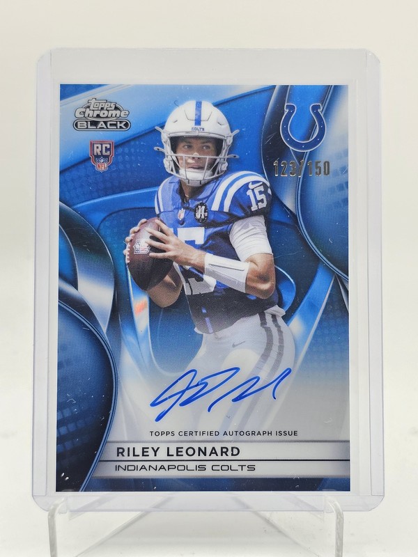 RILEY LEONARD 2025 TOPPS CHROME BLACK ROOKIE BLUE REFRACTOR AUTO /150 Q6608