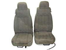 Jeep Wrangler Tj 03-06 Oem Driver Passenger Front Bucket Seat Pair Khaki Jeep Wrangler Tj 03-06 Oem Driver Passenger Front Bucket Seat Pair Khaki