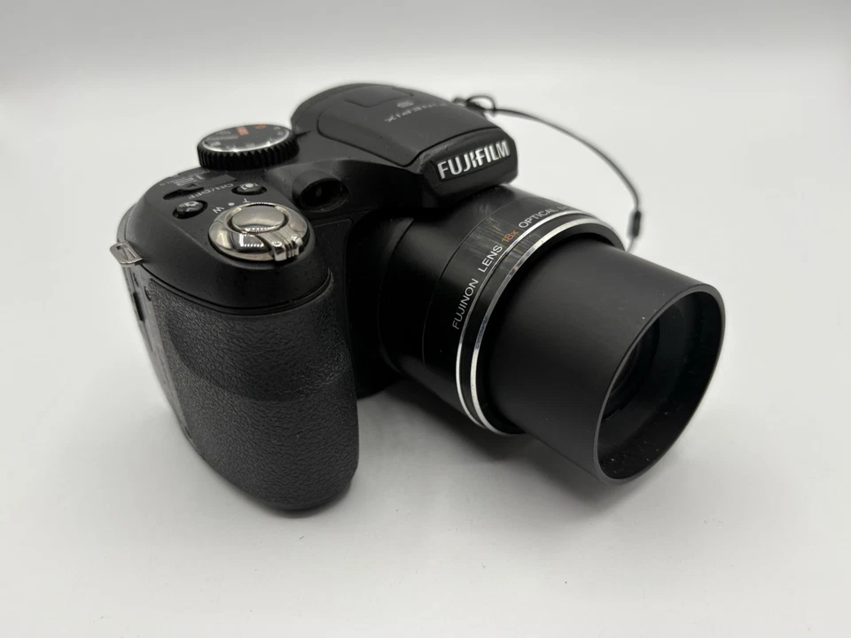 Fujifilm FinePix S Series S2500HD 12.2MP Digital Camera - Black, photo 2 of 5