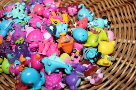 CUTE Hatchimals COLLEGGTIBLES Random LOT Bag (9) Assorted Seasons NO DUPLICATES