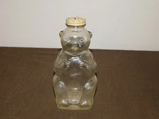 VINTAGE KITCHEN 7 1/4"  SNOW CREST BEVERAGES SALEM MASS  GLASS BEAR BOTTLE BANK