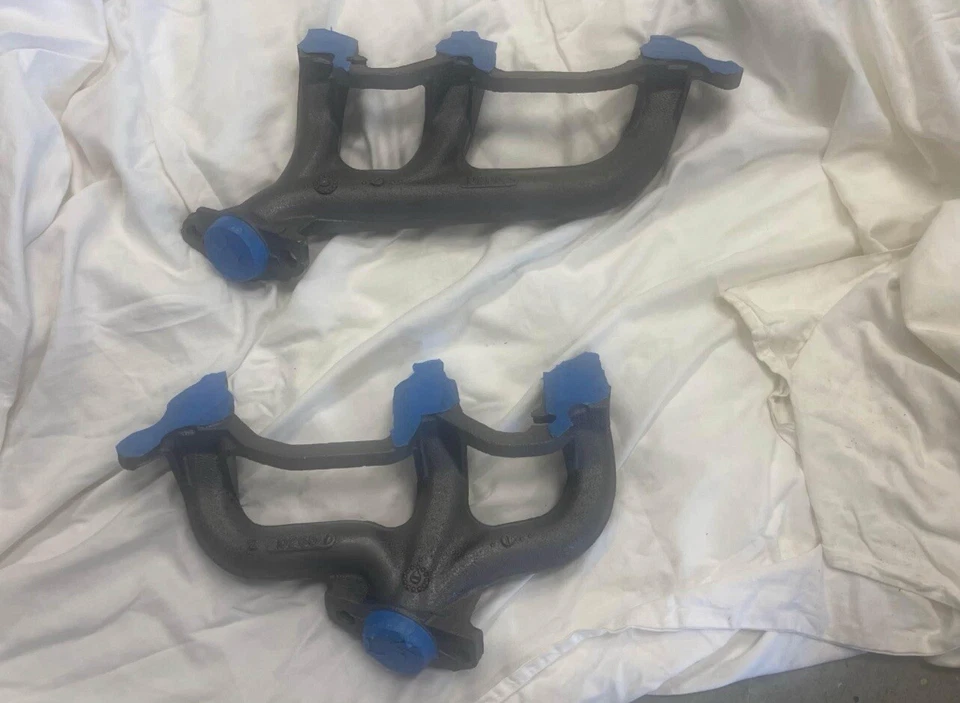 Colectores de escape Chrysler/Jeep OEM totalmente restaurados. Prácticamente nuevo  Foto 4 de 4