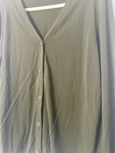Woman’s Size Large Button Down V-neckOlive Cardigan Valerie Steven’s Pre owned - Picture 3 of 6