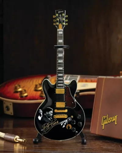 Gibson BB King ES-355 Lucille Tribute Ebony Mini Guitar Model NEW 001341922
