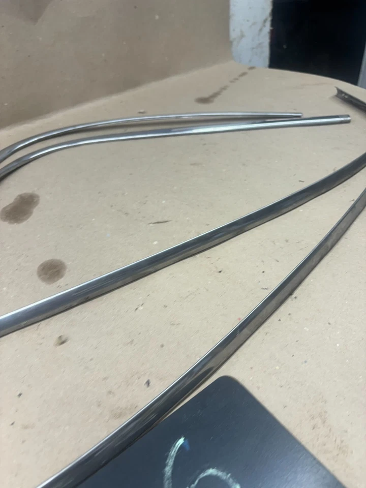 1981-1993 Dodge W250 D100 W150 REGULAR SINGLE CAB ROOF DRIP RAIL TRIM SET ROYAL - Image 4 of 4