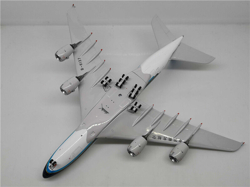 Phoenix China Southern Airlines Airbus A380 B-6137 1：400 plane Pre-builded  Model