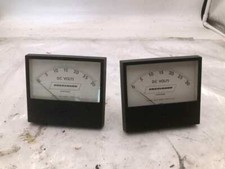 Engelhard Systems 0-30V DC Voltmeter/Indicator -Lot of 2