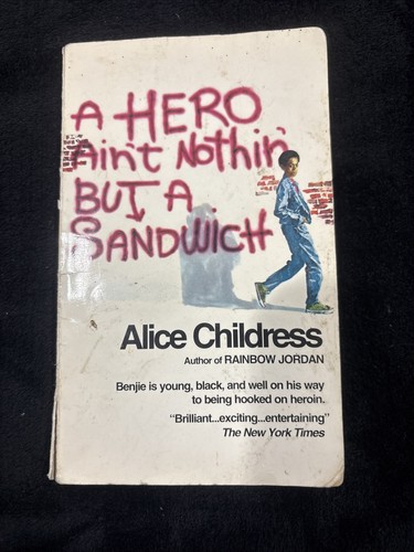 Hero Ain't Nothin' but a Sandwich by Alice Childress (1977, Trade Paperback) - Picture 1 of 2