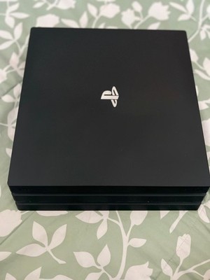 Sony PlayStation 4 Pro Black 1TB Used Excellent Condition with Controller