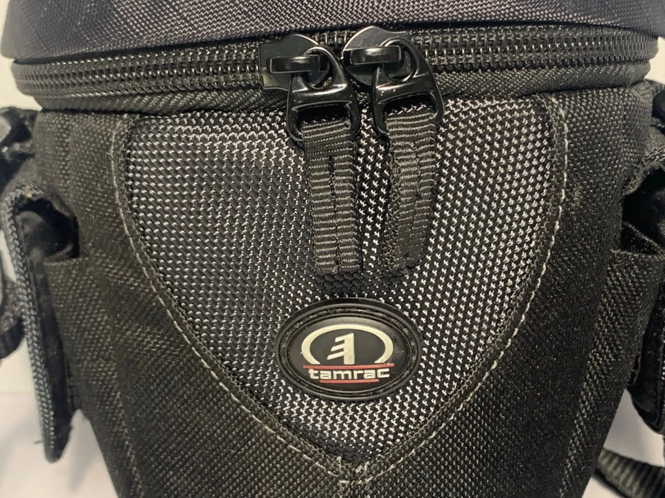 Camera Holster Case Tamrac Aero Zoom 20 #3320 in Black/Grey with Shoulder Strap - image 2 of 4