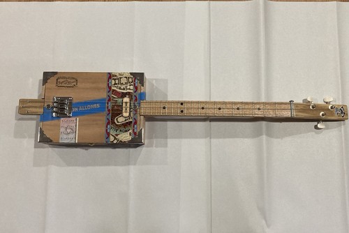 PO’ BOY Guitars Cigar box guitar, 3 string, 19 metal frets, Sound Pick-up.