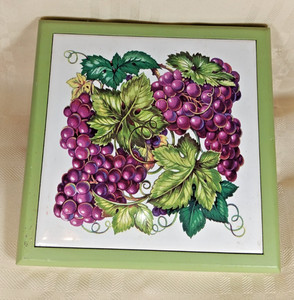 Vintage Framed CERAMIC TILE TRIVET / Wall Hanging GREEN LEAVES & PURPLE GRAPES