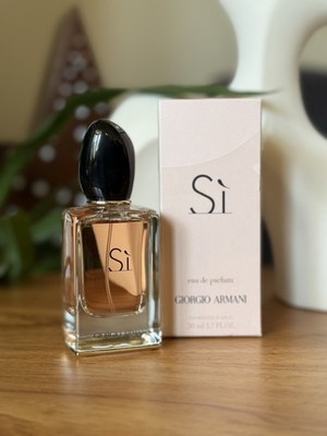 New Giorgio Armani Si 1.7 Oz 50ml Spray Perfume Eau De Parfum Women, Not Sealed