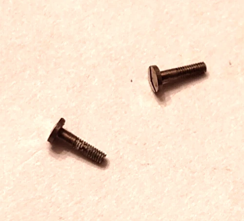 2 ELGIN 0 SIZE CASE SCREWS W/R  --BB-1674