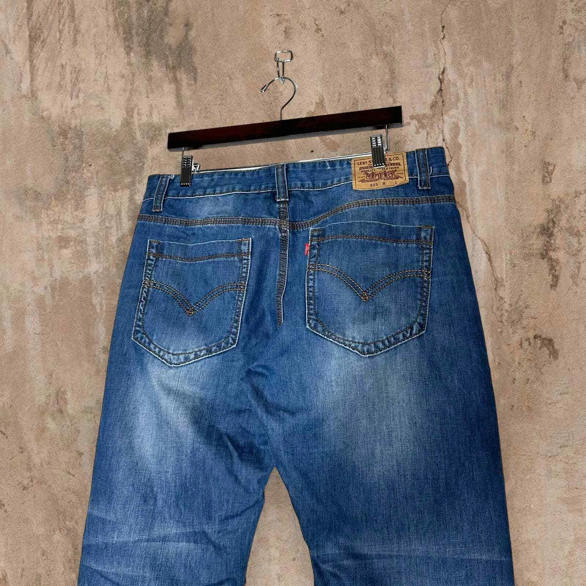 Vintage Levis 523 Jeans 36x32 Straight Fit Medium Wash Red Tab