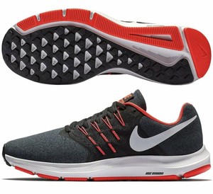 tênis nike run swift masculino preto