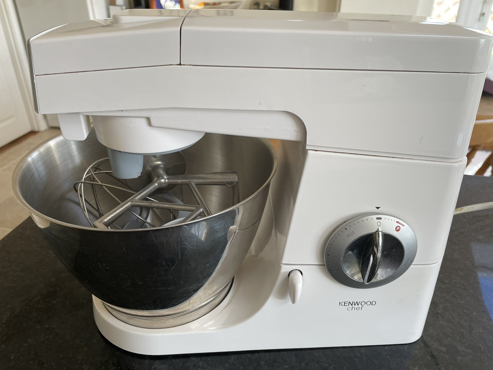 kenwood chef mixer KM300 with Attachments. Plastic Chipped Around Latch