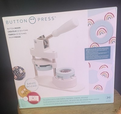 We R Button Press Kit-20 Pieces crafts makers unused condition!!!