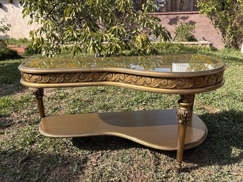 Coffe Table Kidney Shape Gold Finish 48x23.5x22” Aprox North American LotHF04894