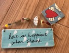 Sandra Magsamen Silvestri “love Is Happiest When Shared”ceramic wall plaque — photo 1