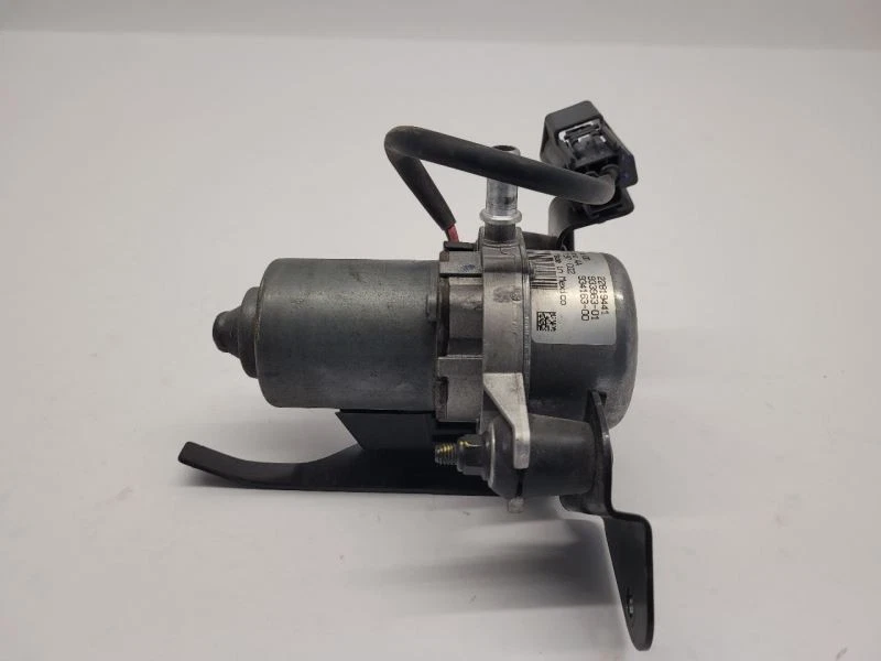 2012-17 GMC ACADIA Vacuum Pump VIN J 11th Digit Limited   - Image 2 of 4