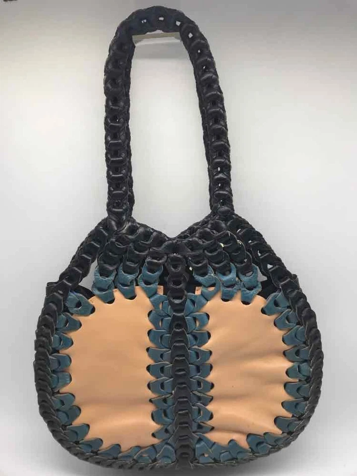 Isabella Fiore单肩包 — 第 2/4 张图片