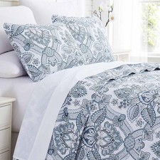 Oversized King Quilt Bedding Set Paisley Blue