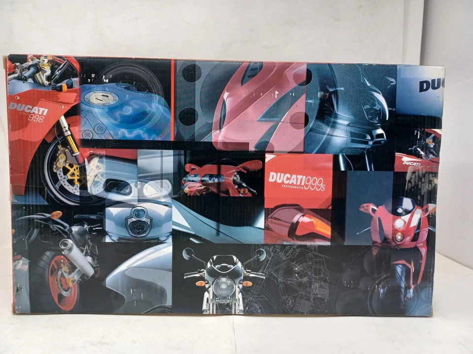 New Ray Ducati999 motorcycle 1:6 diecast in Yellow - Image 3 of 3