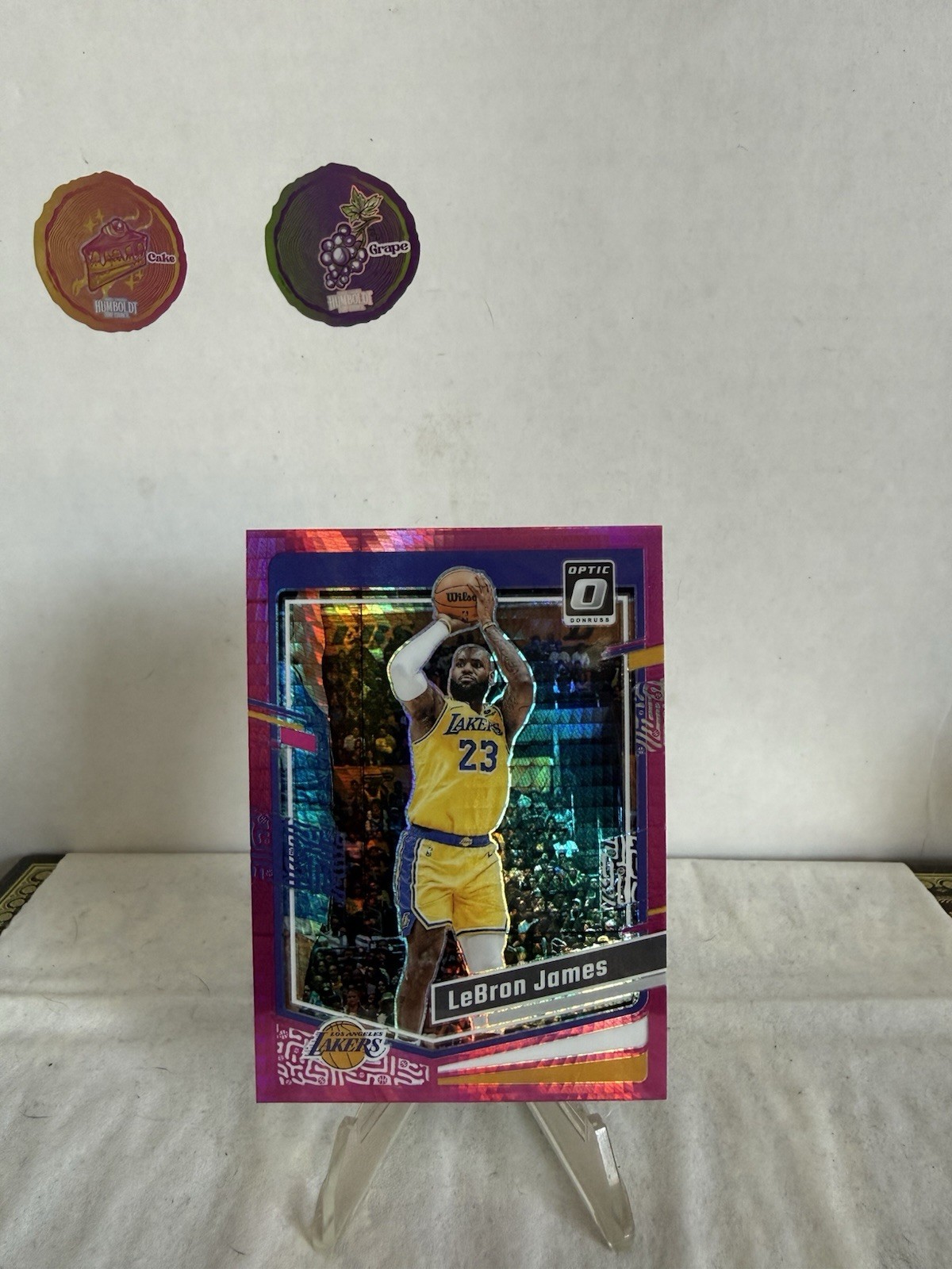2023-24 Donruss Optic LeBron James Pink Hyper Prizm #65 Los Angeles Lakers