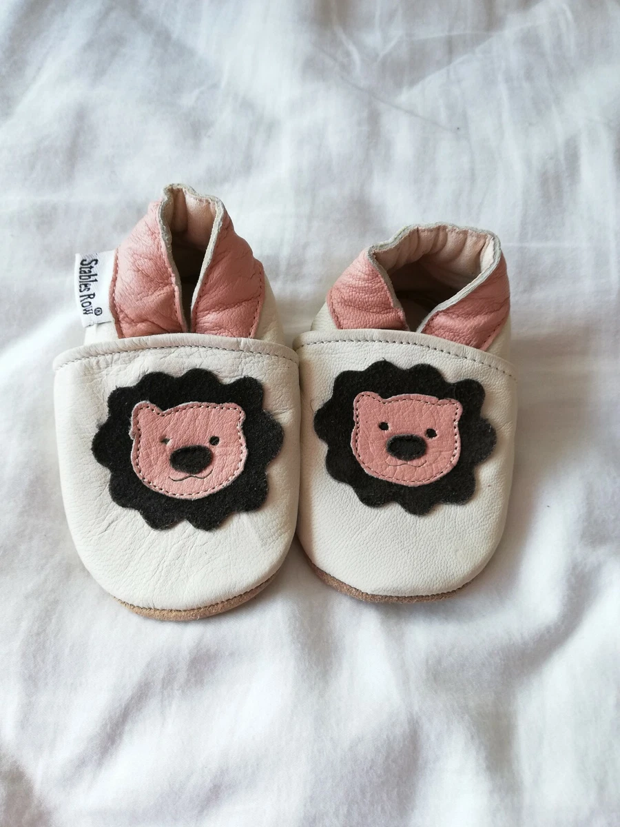 Barefoot hotsell baby shoes